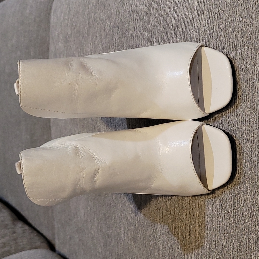 Brand new, size 9, Calvin Klein Remy, white booties.